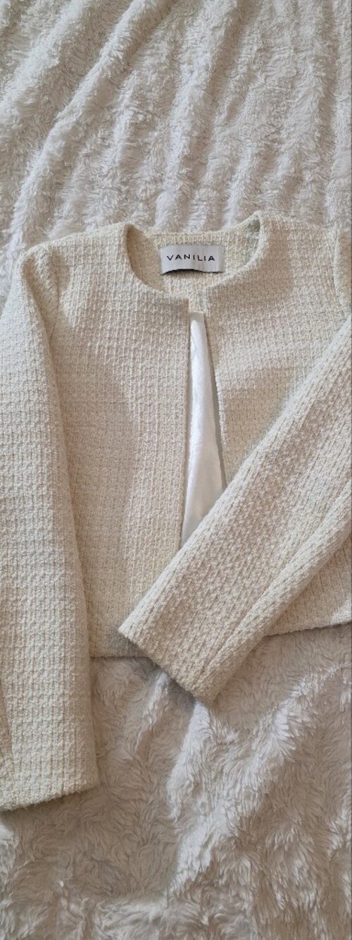 Vanilia Ecru Bouclé Meeting Jacket Dutch Design Cream Open Front Blazer